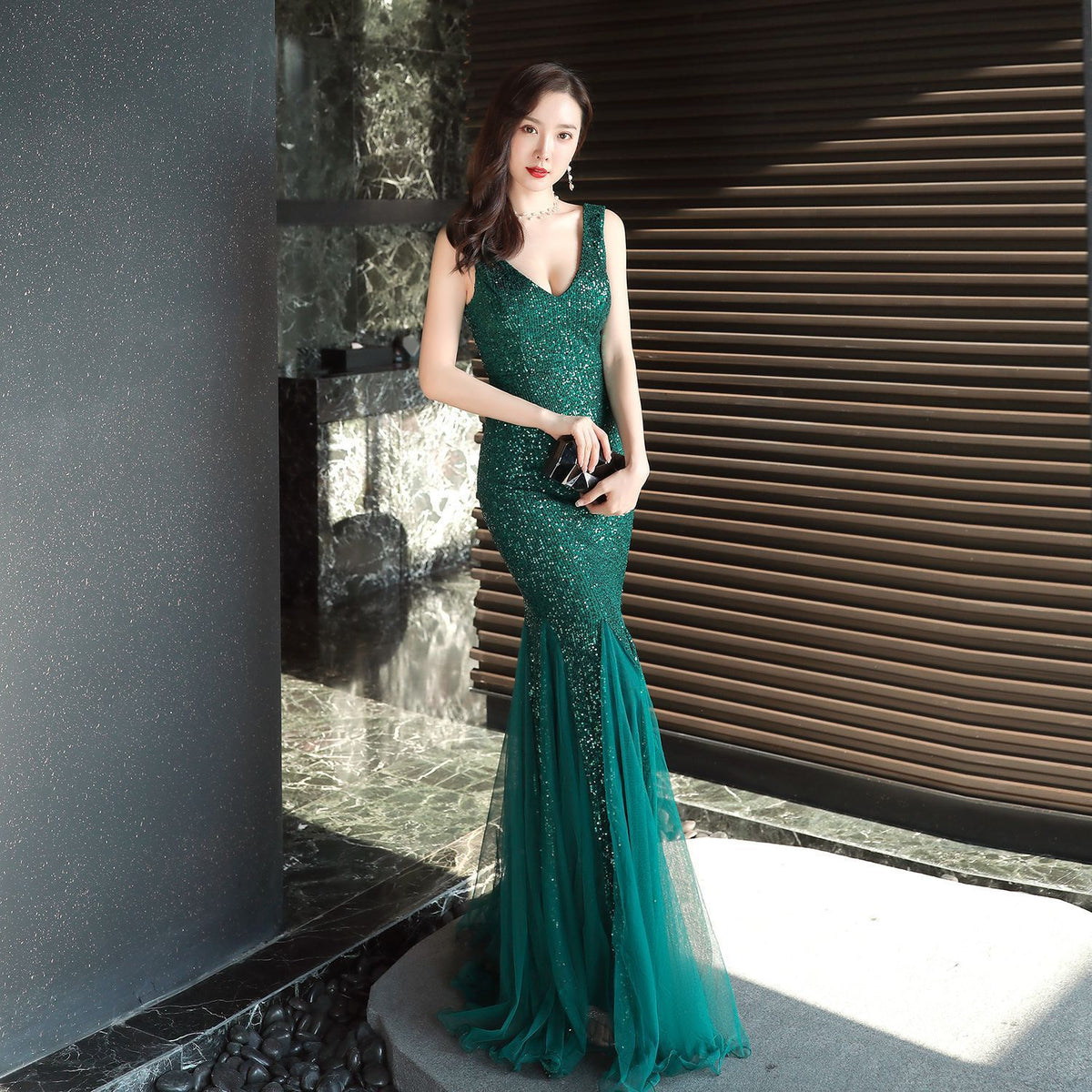 Sofya 16538 # Evening Dress for Women, New Banquet Style, Elegant and Long Fishtail Sequin Dress for the Annual Party